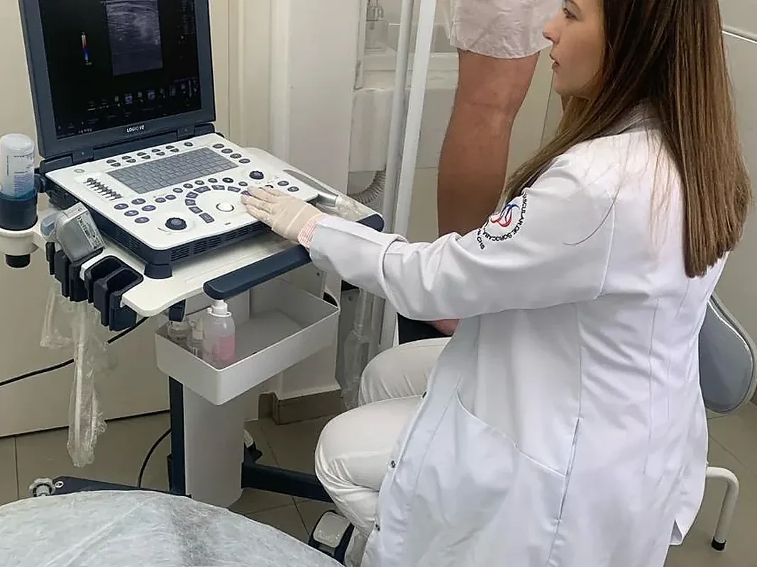 Ultrassom vascular no consultório